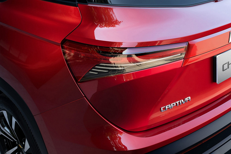 Chevrolet Captiva 2025 в России немного подорожали, но всё равно гораздо дешевле &laquo;китайцев&raquo;